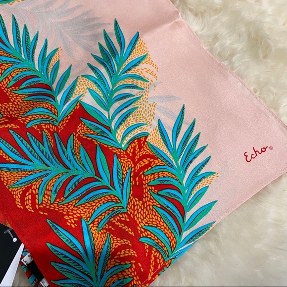 Echo Palm Silk Oblong Scarf - Picture 3 of 5